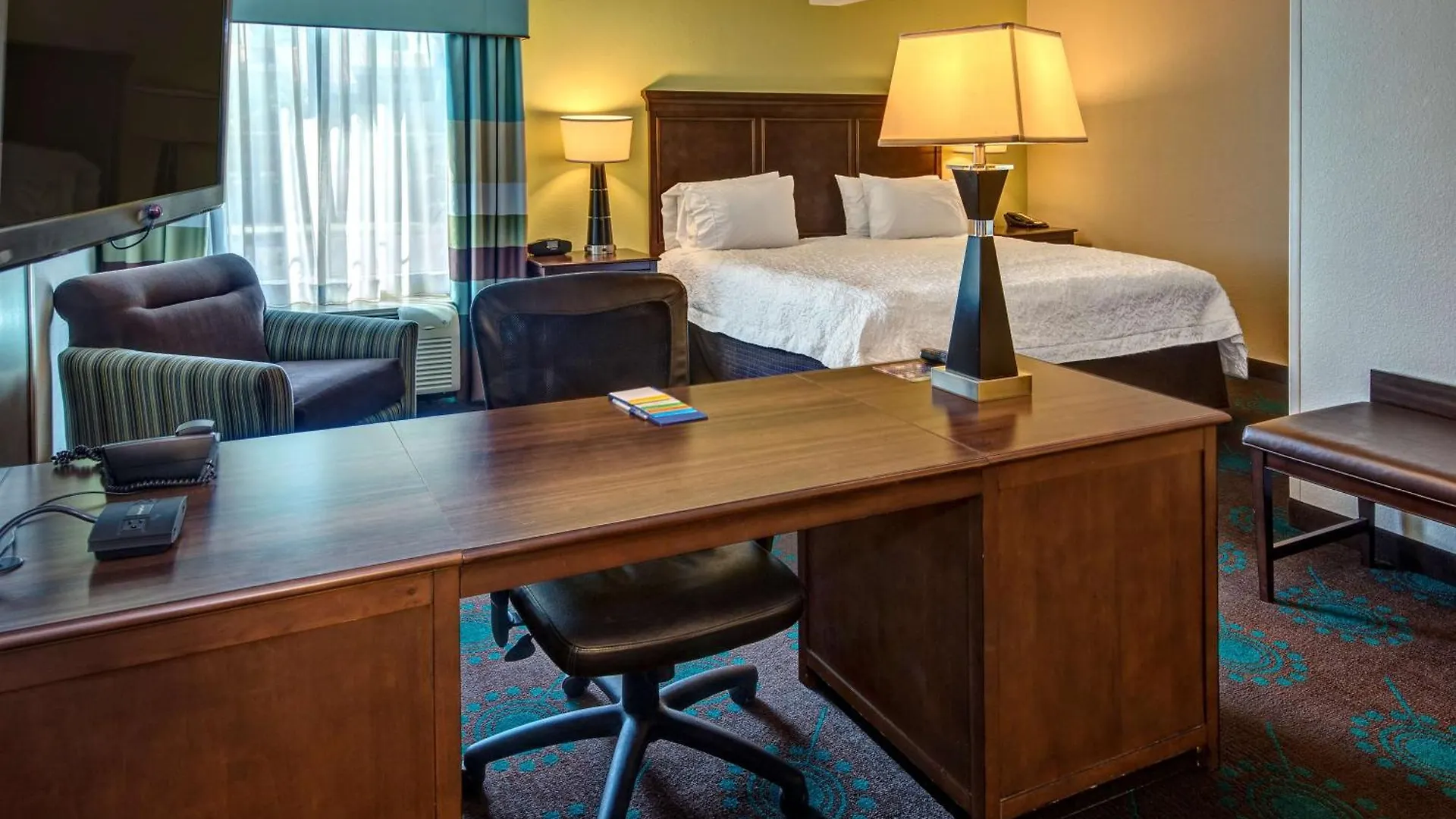 Hampton Inn & Suites Destin Hotel