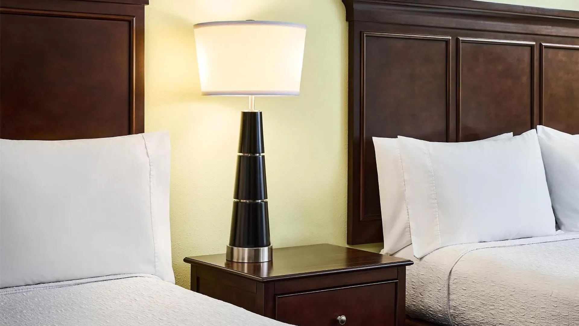 Hampton Inn & Suites Destin Hotel