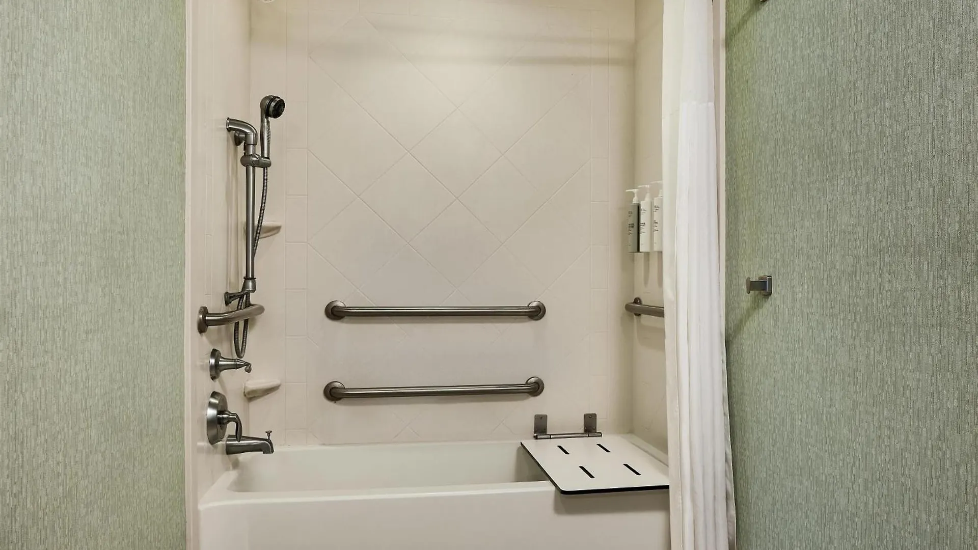 Hampton Inn & Suites Destin Hotel